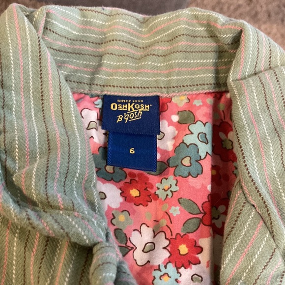 Oshkosh bgosh 2pc skort set . Jacket size 6 and skirt size 5 - Picture 2 of 15